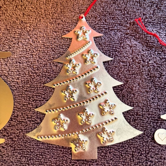 Lot of Tin Christmas Ornaments - Picture 8 of 8